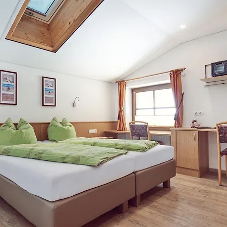 Fruhstuckspension Anja Guest house Kleinarl