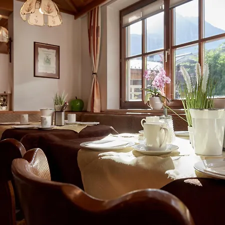 Fruhstuckspension Anja Guest house 3*