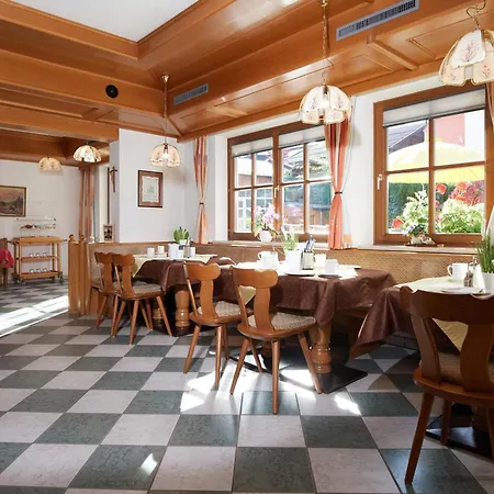 Casa de hóspedes Fruehstueckspension Anja