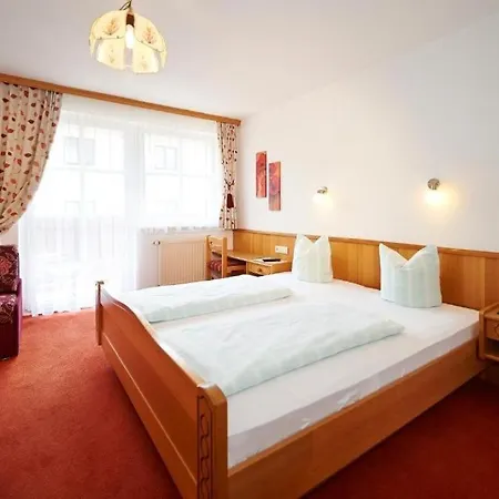 فروشتوكبنسيون أنجا بيت ضيافة