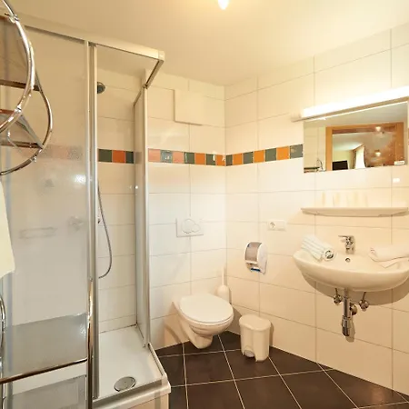 Casa de hóspedes Fruehstueckspension Anja Kleinarl