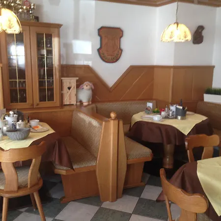 Fruhstuckspension Anja Guest house